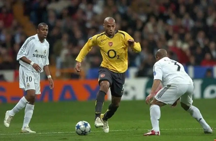 Khoảnh khắc thần kỳ của Thierry Henry